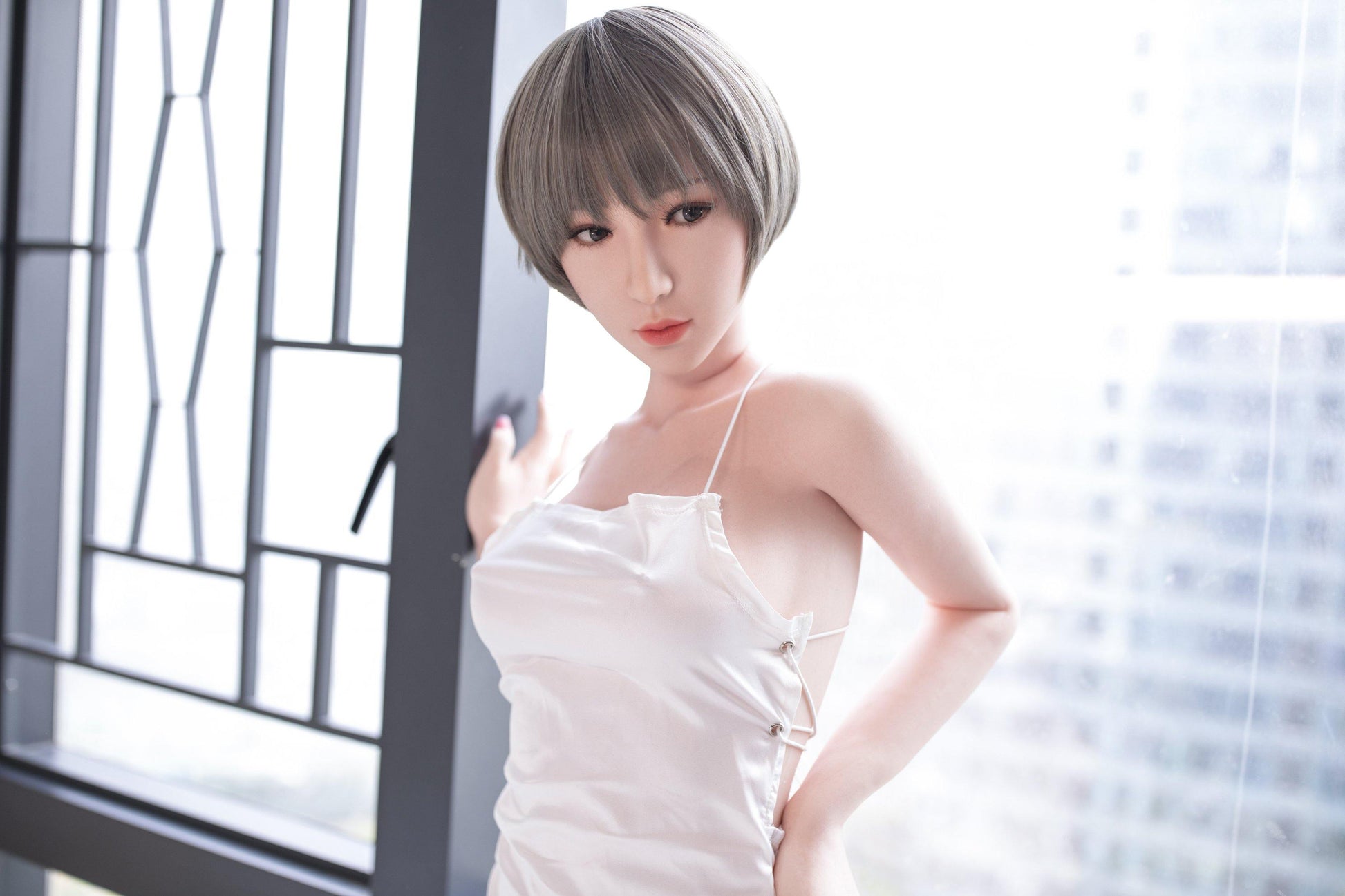 Lisa -The Girl Next Door - Secrether
