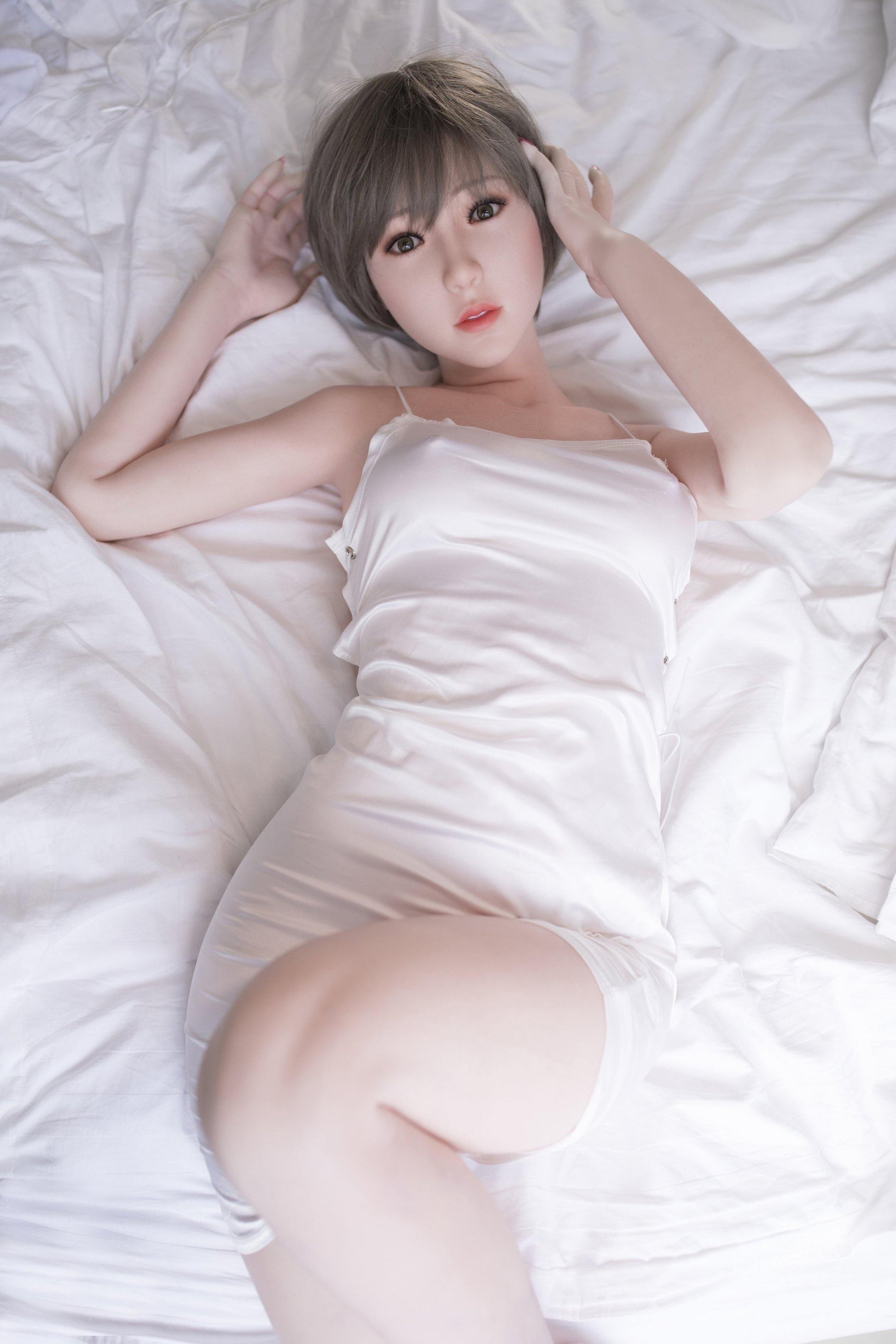Lisa -The Girl Next Door - Secrether